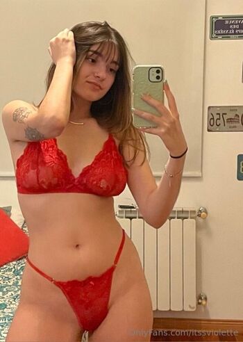 Full leaked Itsviolette private photo