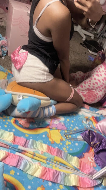 Full leaked Ittlevil private onlyfans photo