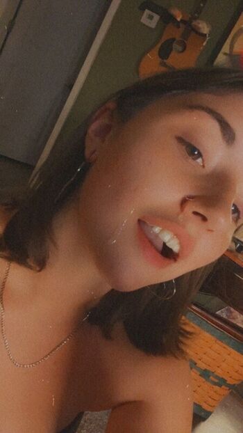 Full leaked Itty bitty kitty private photo