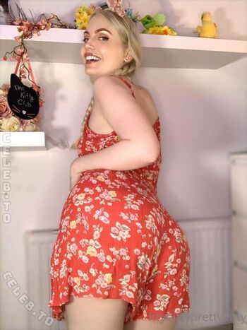 Full leaked Ittybittyprettykitty page private onlyfans photo