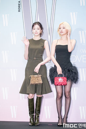 Full leaked Itzy all in us page private onlyfans photo