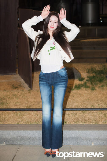 Full leaked Itzy all in us page private onlyfans photo