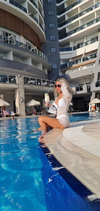 Full leaked Iva blondie private photo