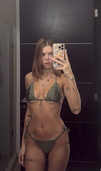 Full leaked Ivasimmetria private onlyfans photo