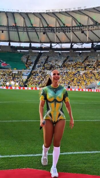 Full leaked Ivete sangalo private photo