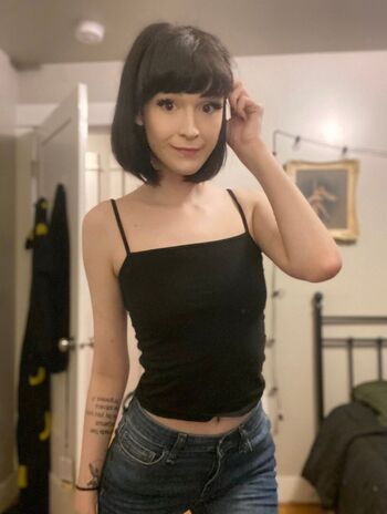 Full leaked Ivy aura page private photo
