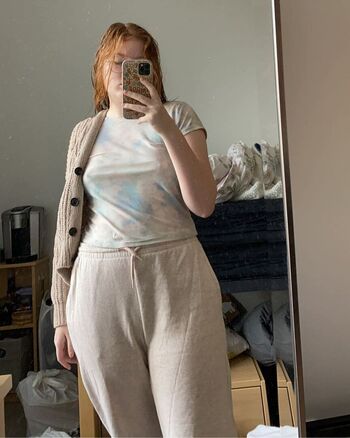 Full leaked Ivy roseofficial private onlyfans photo