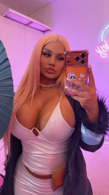 Full leaked Ivysky private photo