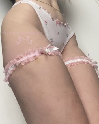 Full leaked Iwannaeaturmind private photo