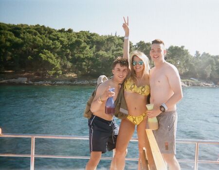 Full leaked Iza leslie page private onlyfans photo