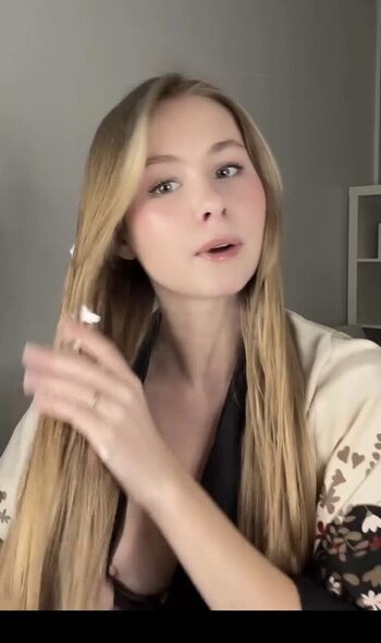 Full leaked Izaandelle iza and elle private onlyfans photo