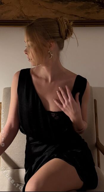 Full leaked Izaandelle page private onlyfans photo