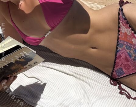 Full leaked Izaandelle private photo