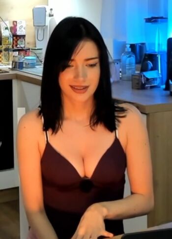 Full leaked Izabeii private photo