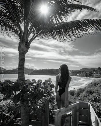 Full leaked Izabel goulart page private onlyfans photo