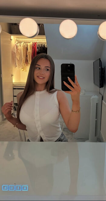 Full leaked Izabella bellucci private photo