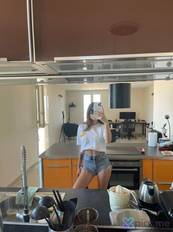 Full leaked Izemmaniaa private photo