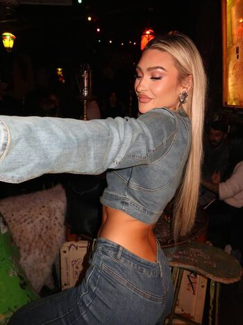 Full leaked Izzi dame page private onlyfans photo