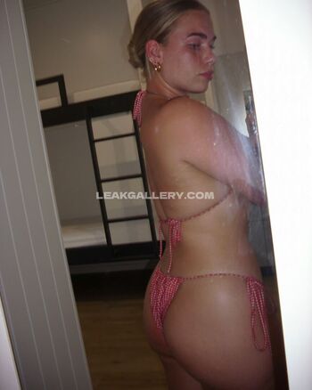 Full leaked Izzy swin private photo