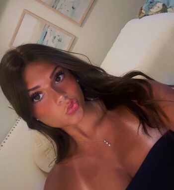 Full leaked Izzy tuchman private photo