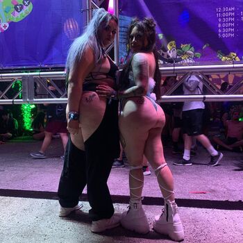 Full leaked Izzyboo private photo