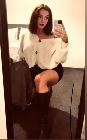 Full leaked Izzyfawley private onlyfans photo