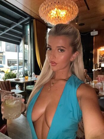 Full leaked Izzytaffs private photo