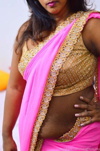 Full leaked Jaanu aunty private onlyfans photo
