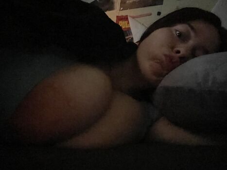 Full leaked Jadaatwooprettyy private onlyfans photo