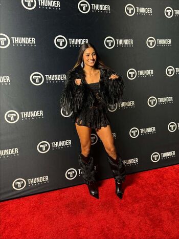 Full leaked Jadalie medeiros page private onlyfans photo