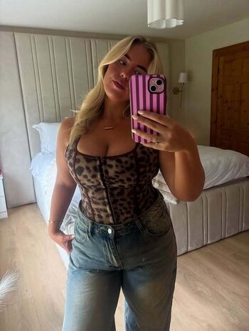 Full leaked Jade savage page private photo