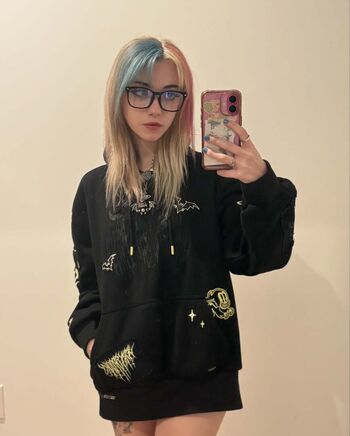 Full leaked Jadeiluvmeww private photo