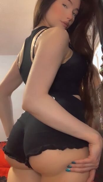 Full leaked Jadethejaguar private onlyfans photo