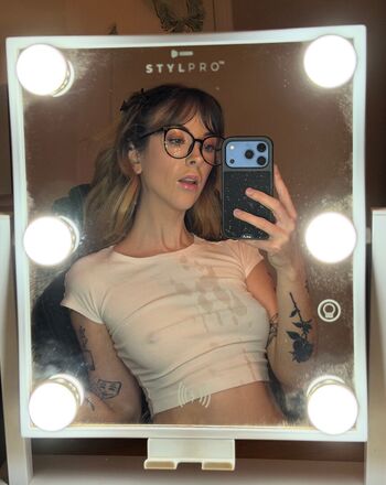 Full leaked Jadevow private onlyfans photo