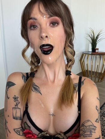 Full leaked Jadevow private photo