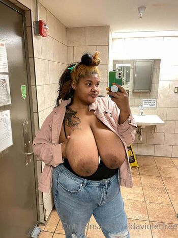 Full leaked Jaida violet page private photo