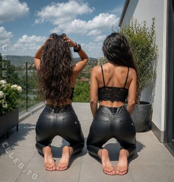 Full leaked Jakic twins private photo