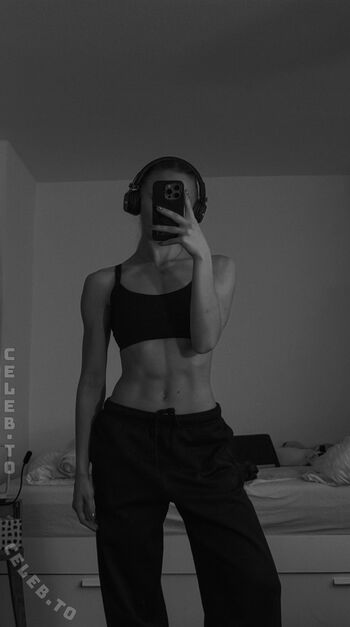 Full leaked Janaa bec private onlyfans photo