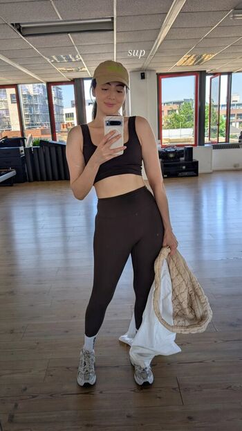 Full leaked Jane douglas private photo