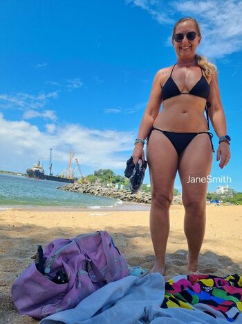 Full leaked Janemelsmith private photo