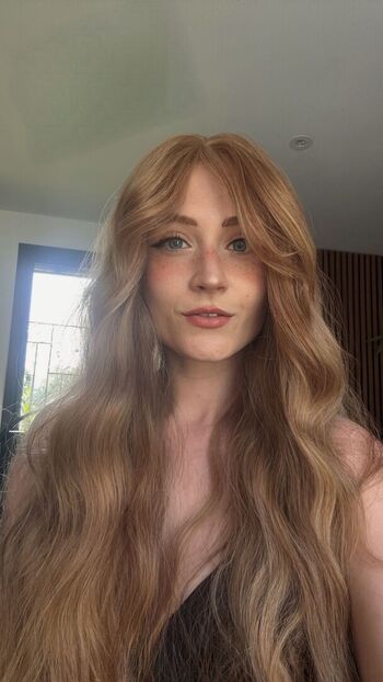 Full leaked Janet devlin private photo