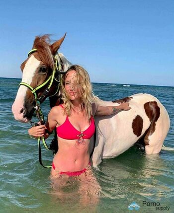 Full leaked Janevipi private onlyfans photo