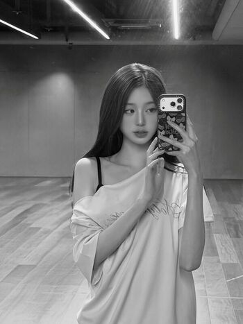 Full leaked Jang won young page private photo