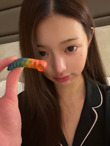 Full leaked Jang won young private photo