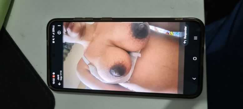 Full leaked Janiih private photo