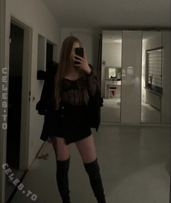 Full leaked Janina private photo