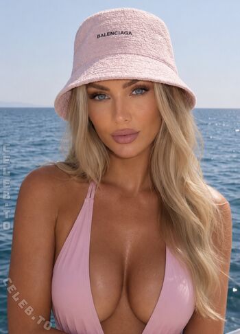 Full leaked Janine pink private photo