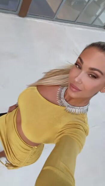 Full leaked Janine wiggert private photo
