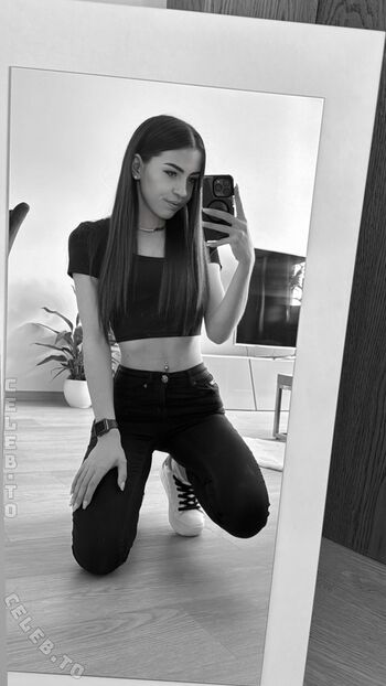 Full leaked Janine private photo