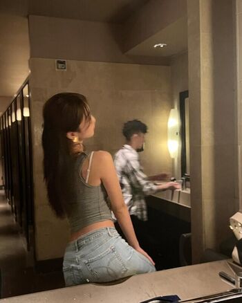 Full leaked Janis page private photo
